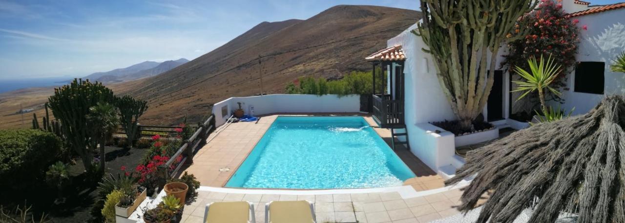 Casa Angel * Mácher